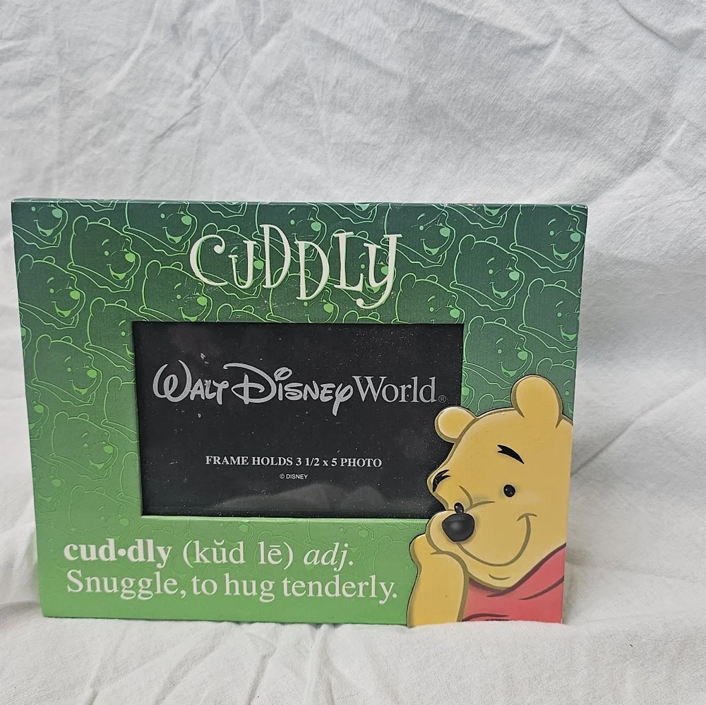WINNIE THE POOH 